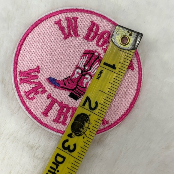 IN DOLLY WE TRUST 🩷 patch - Picture 6 of 7